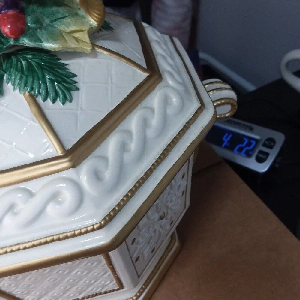 Fitz and Floyd Soup Tureen Snowy Woods Covered Dish Holiday Decor Octagon‎